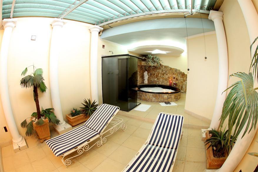 Hotel&Motel Le Baron Pôrto Ferreira Buitenkant foto